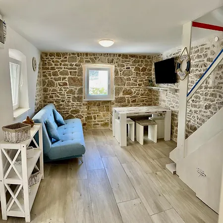 Secret House Andrea Holiday home Primosten
